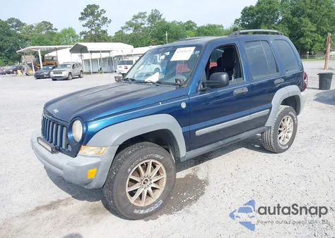 2005 Jeep Liberty Sport from USA, damaged, VIN 1J4GL48K85W653239